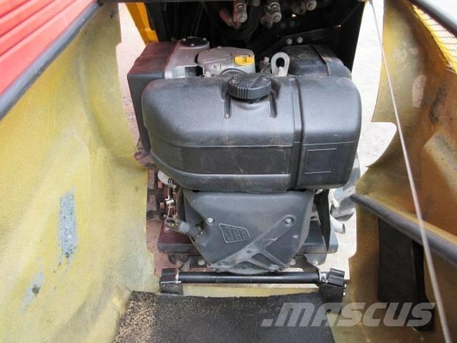 JCB HT D5 履帶式傾卸車/翻斗車