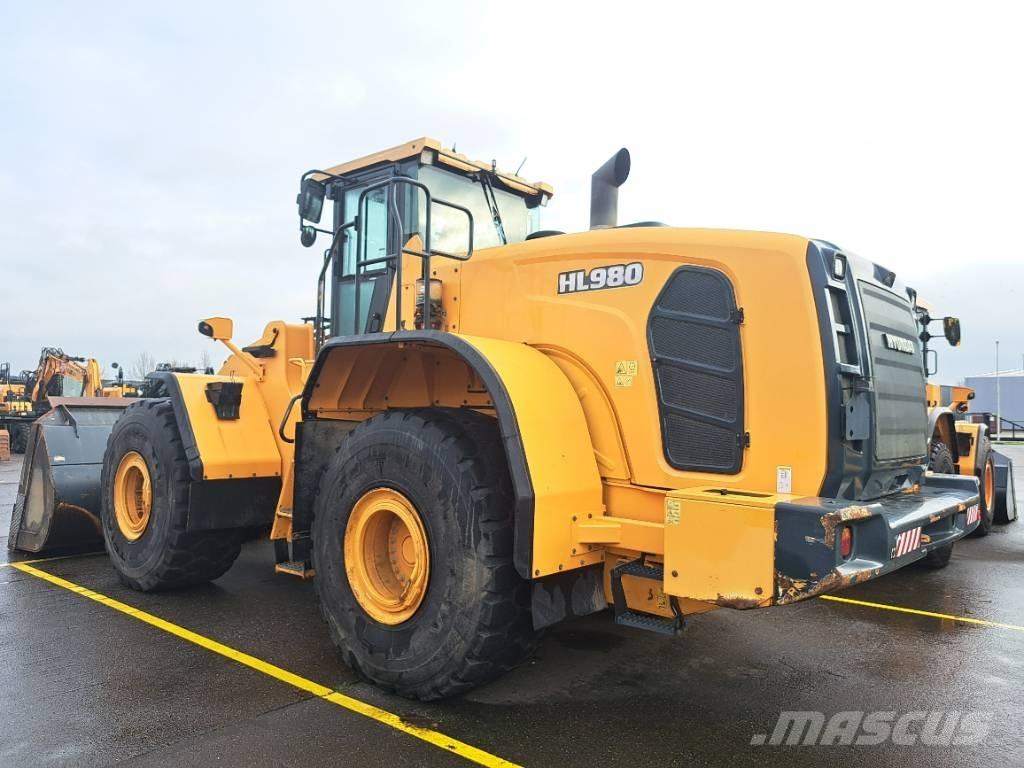 Hyundai HL980 輪胎式裝載機