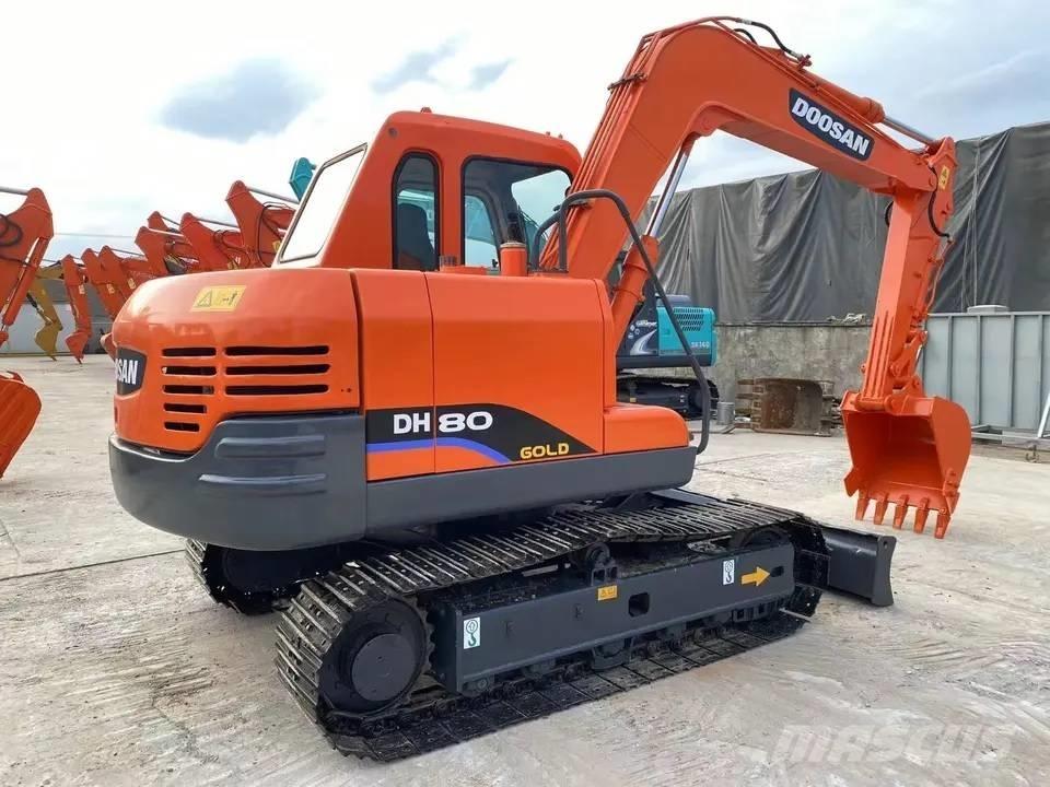 Doosan DH80 中型挖土機/掘鑿機/挖掘機 7t-12t