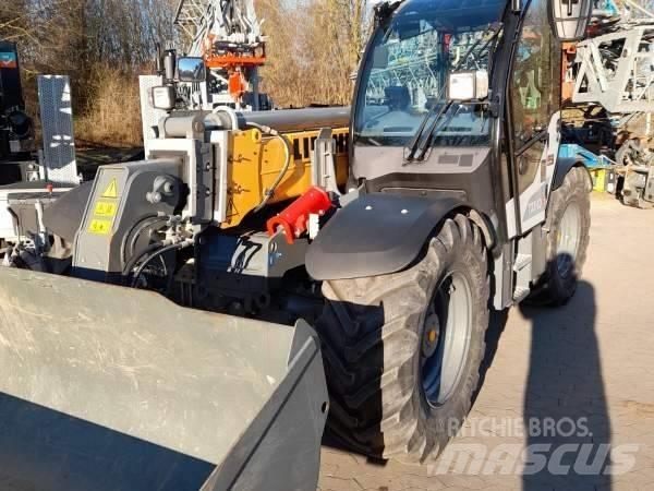 Liebherr T 33-10 伸縮臂操作車