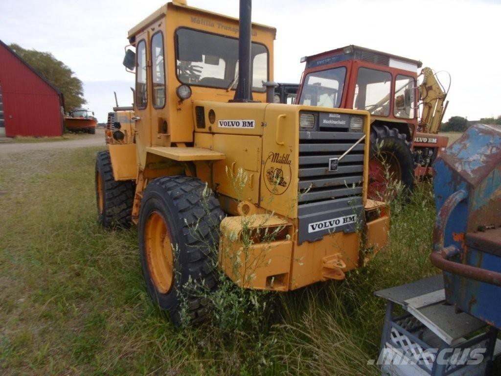 Volvo BM 4200 輪胎式裝載機