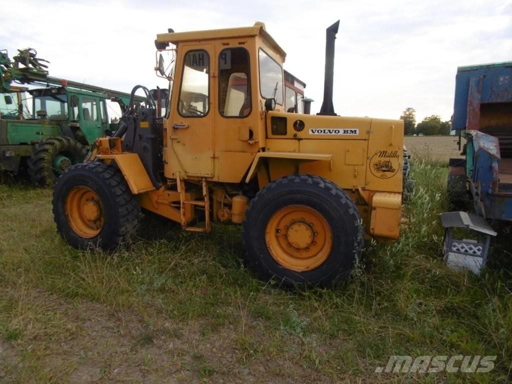 Volvo BM 4200 輪胎式裝載機