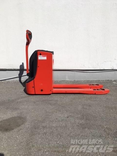 Linde T16/1152 低架升降機