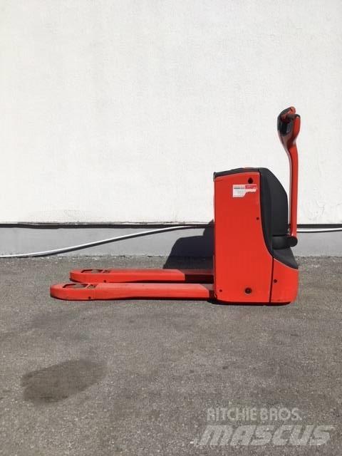 Linde T16/1152 低架升降機