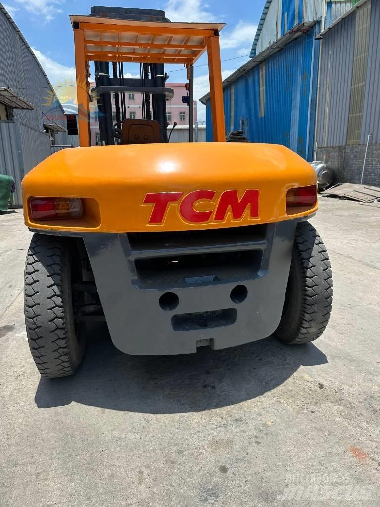 TCM FD 100 柴油卡車