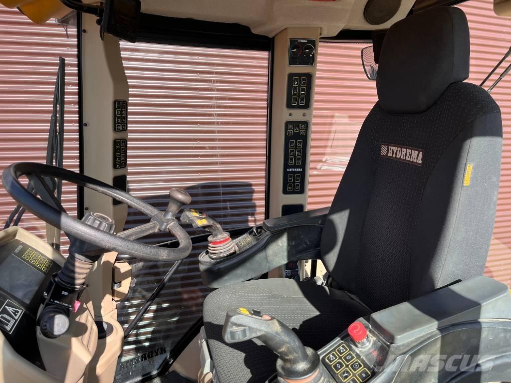 Hydrema 906F 反鏟裝載機