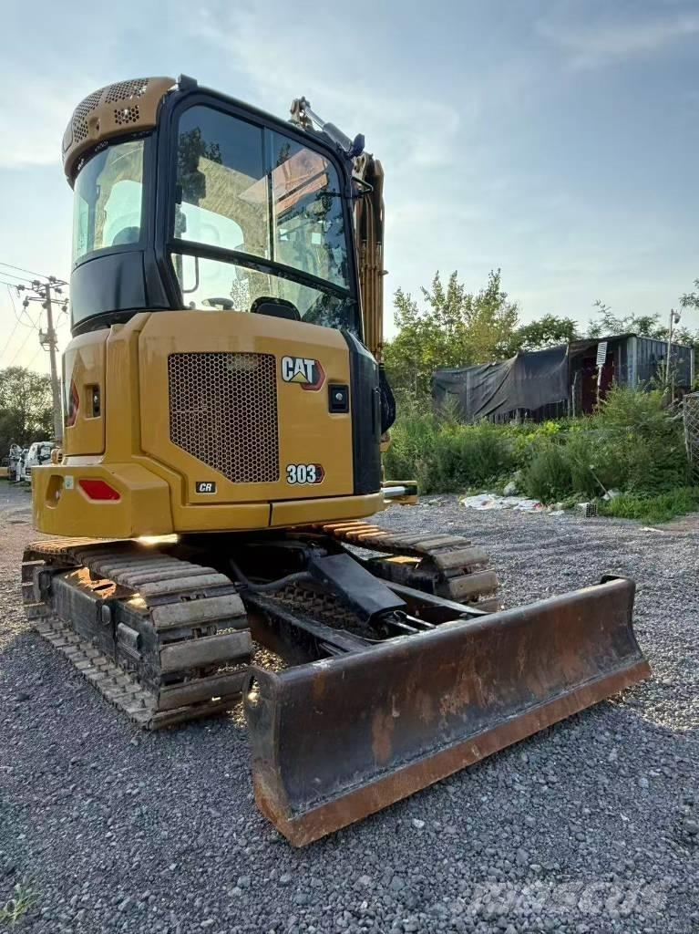 CAT 303 CR 小型挖土機/掘鑿機<7t(小型挖掘機)