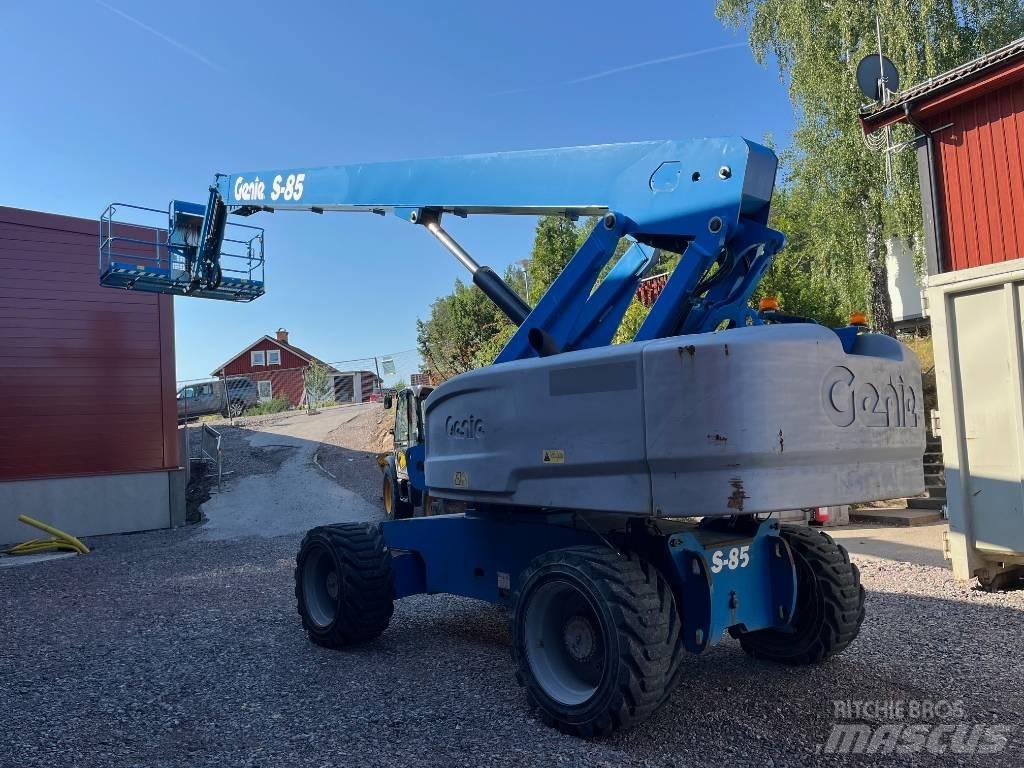 Genie S 85 伸縮臂高空作業車