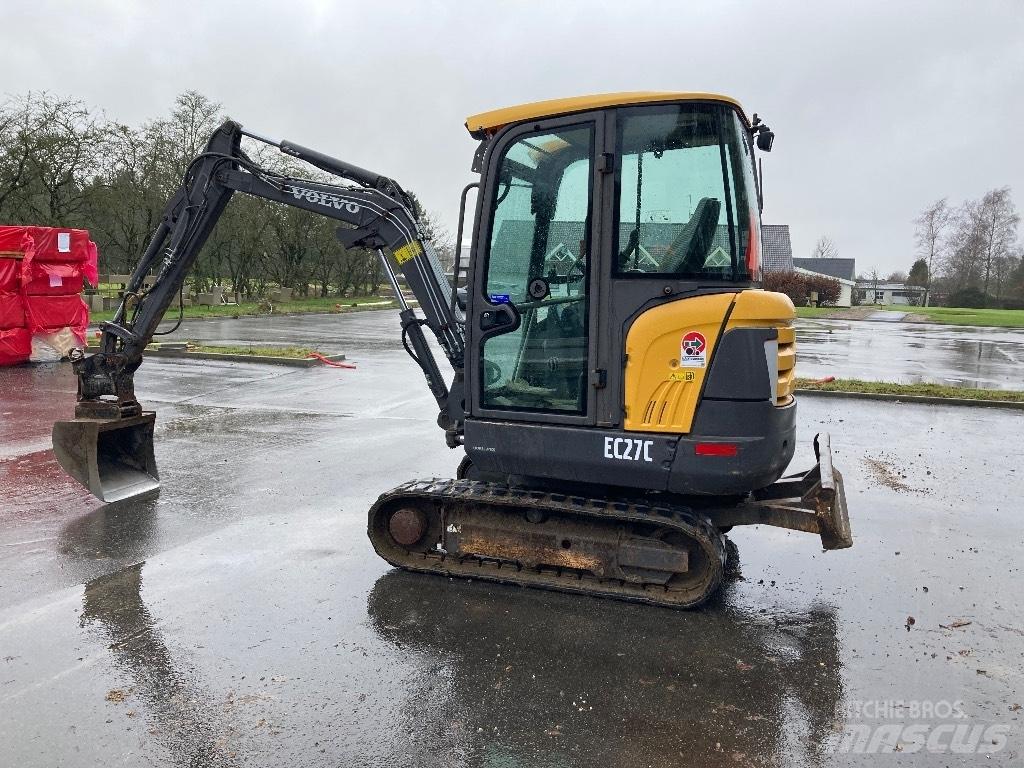 Volvo Ec27 小型挖土機/掘鑿機<7t(小型挖掘機)