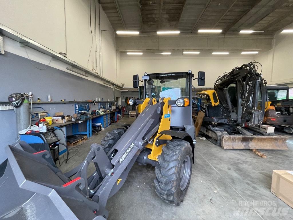 Mecalac AX 850 輪胎式裝載機