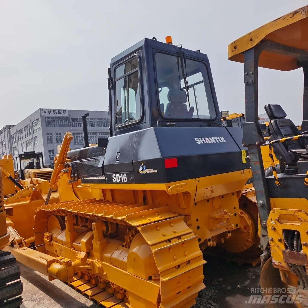 Shantui SD 16 履帶推土機