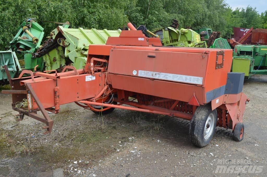Deutz-Fahr HD490 方形打捆機