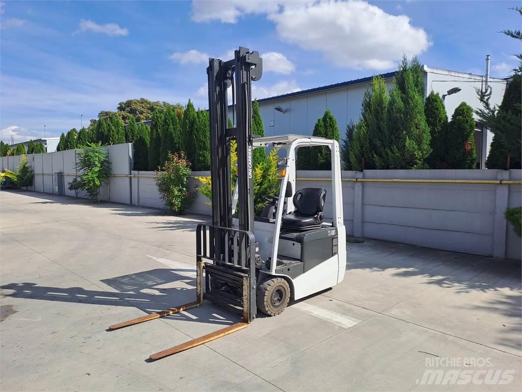 Nissan A1L1N150 電動堆高機