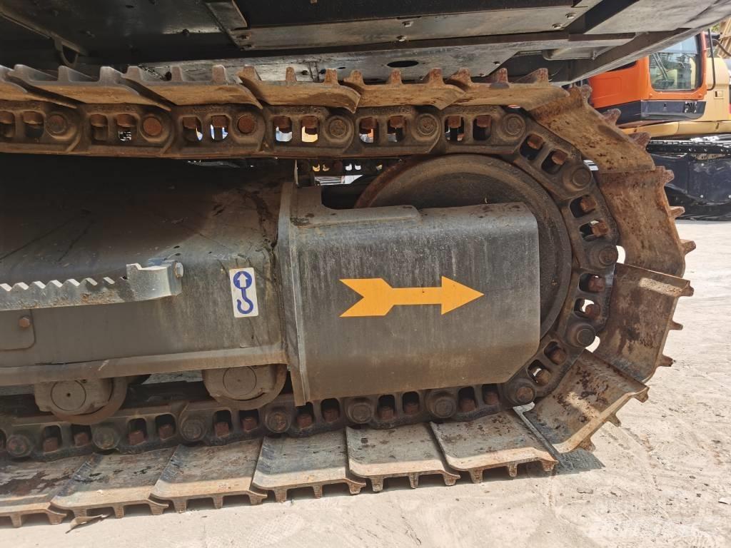 Volvo EC 220 履帶式 挖土機/掘鑿機/挖掘機