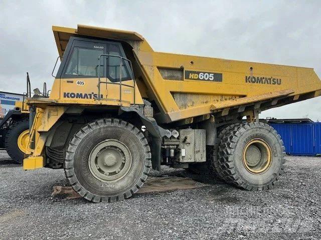 Komatsu HD 605-7EO 剛性傾卸卡車