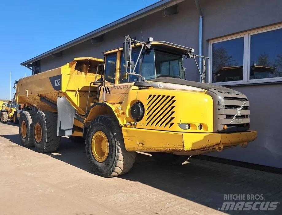 Volvo A 25 E 鉸接式起吊車