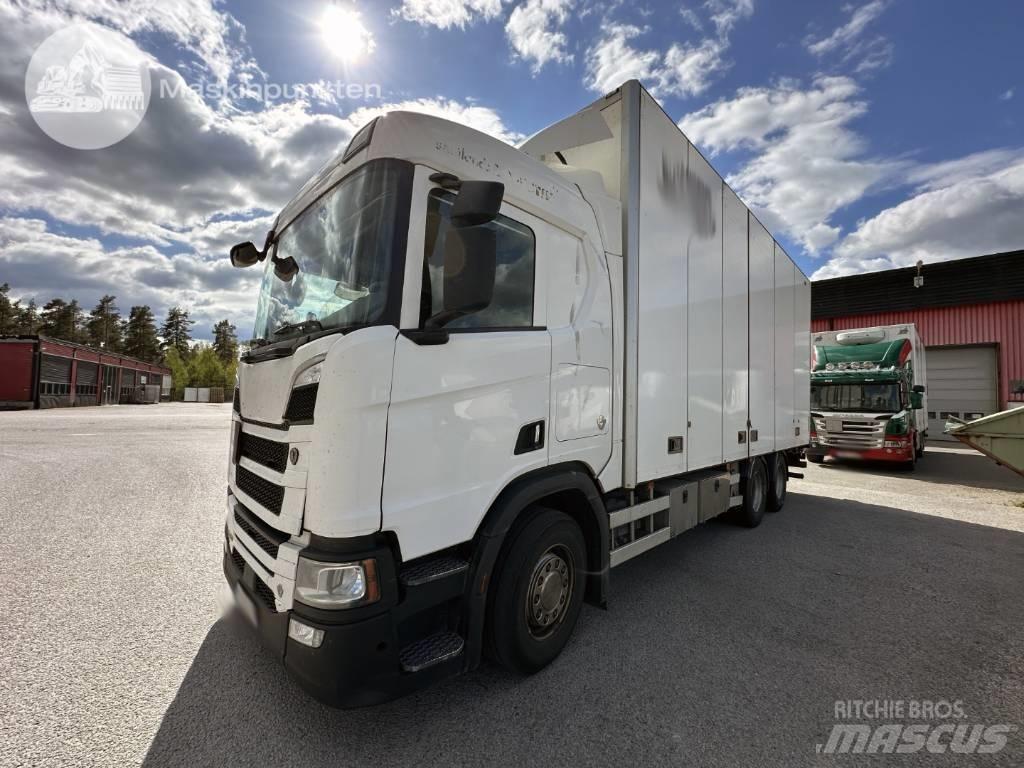 Scania R 520 貨箱式卡車