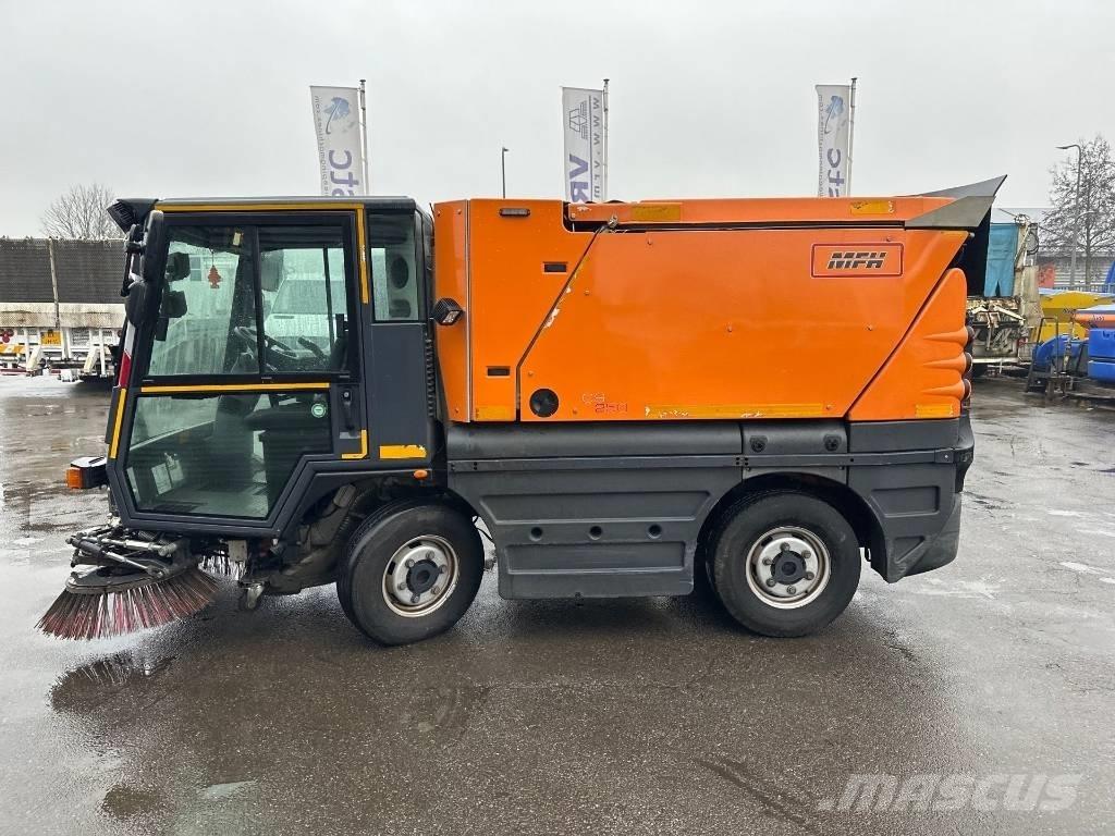 Schmidt MFH 250 掃倉機