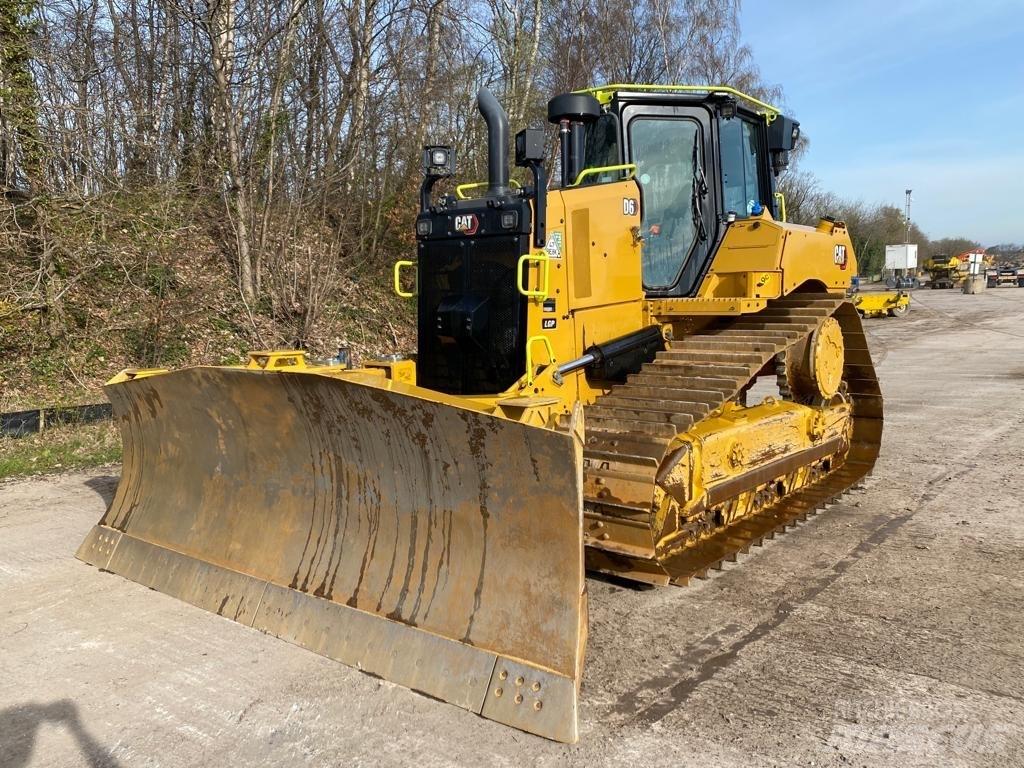 CAT D 6 履帶推土機