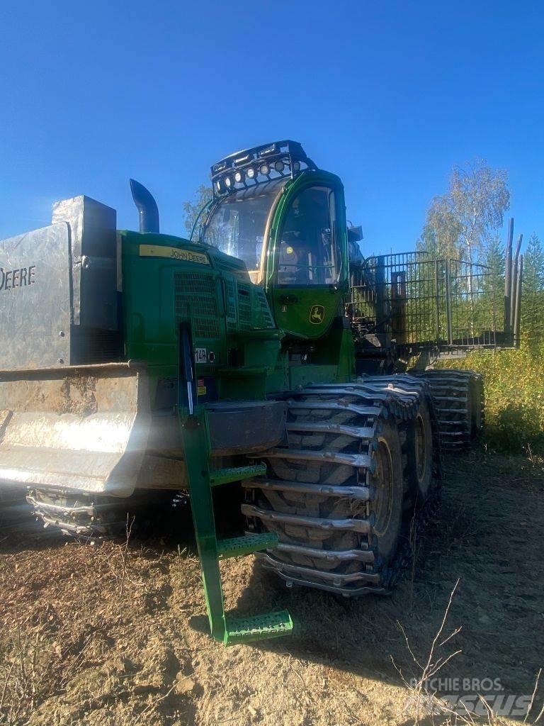 John Deere 1910G 集運機