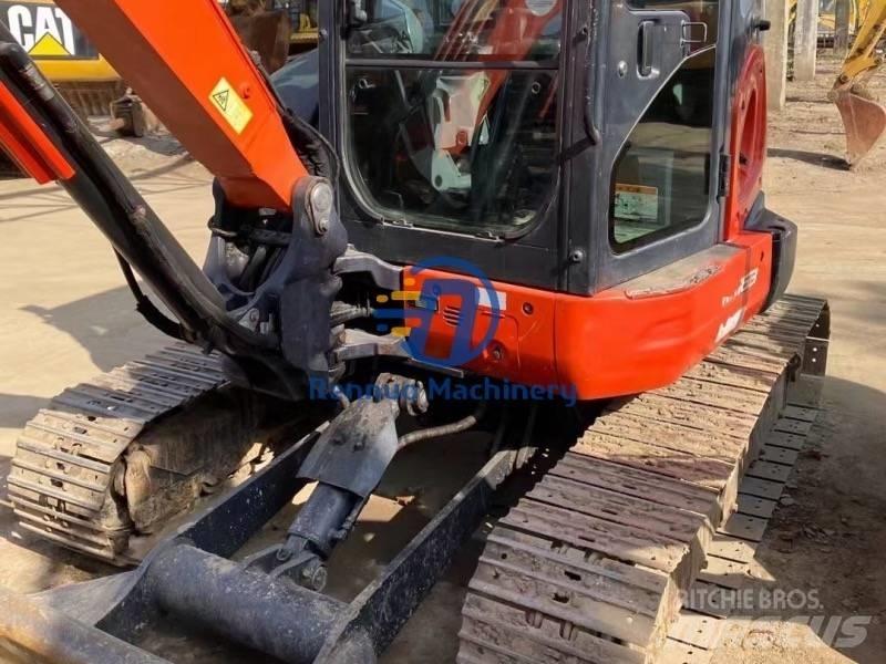 Kubota KX163 小型挖土機/掘鑿機<7t(小型挖掘機)