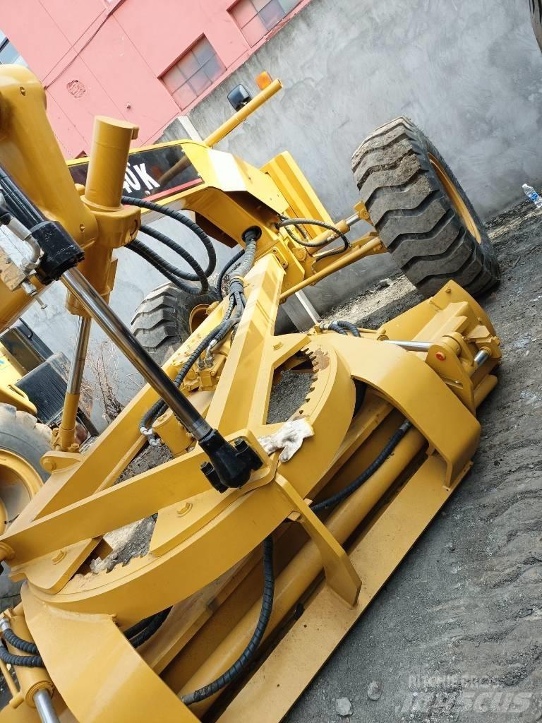 CAT 140K 平土機
