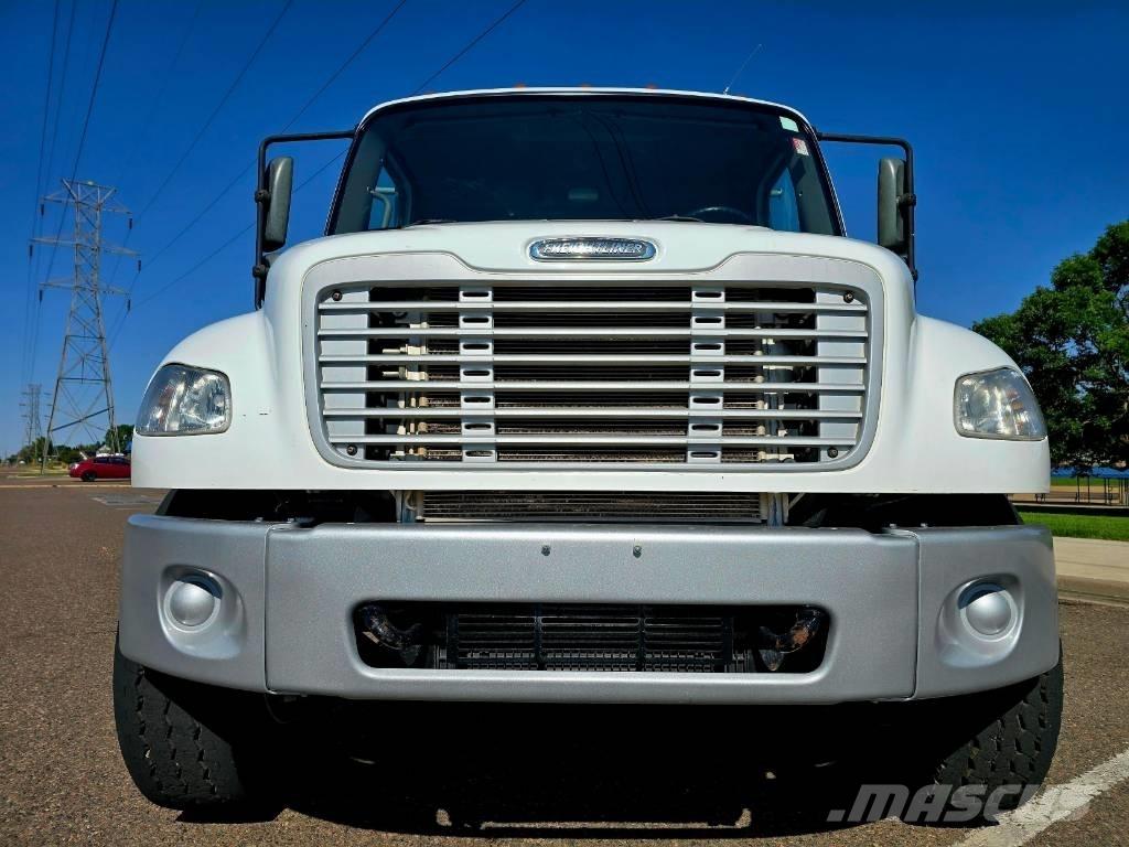 Freightliner M 106 傾卸式卡車