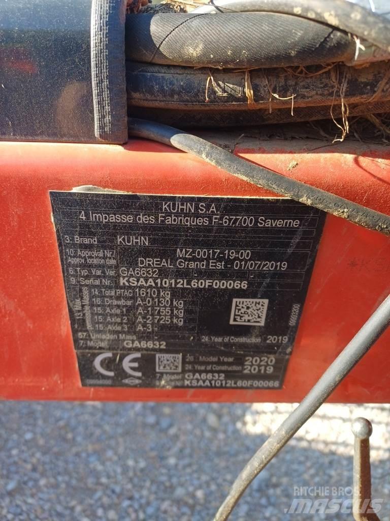 Kuhn GA 6632 堆草機