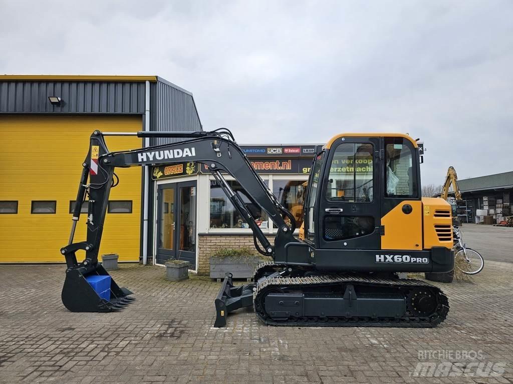 Hyundai HX60PRO 小型挖土機/掘鑿機<7t(小型挖掘機)