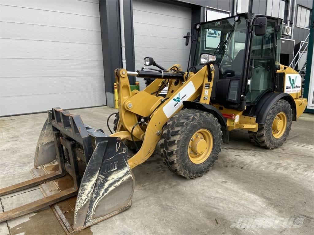 CAT 906M (7164) 多功能裝載機