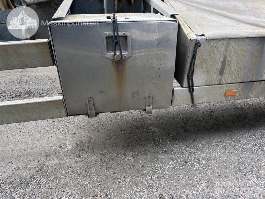 Närko D4YF51H11 裝卸式拖車