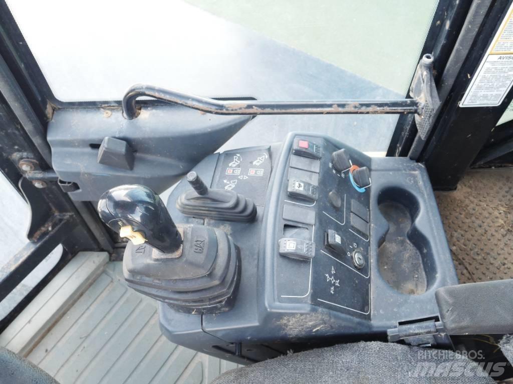 CAT 908 輪胎式裝載機