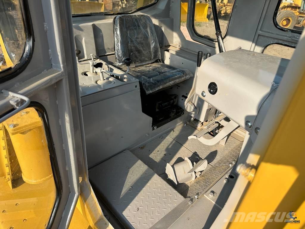 CAT D7G 履帶推土機