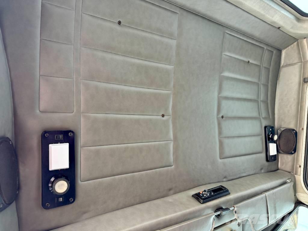 Peterbilt 378 曳引機組件