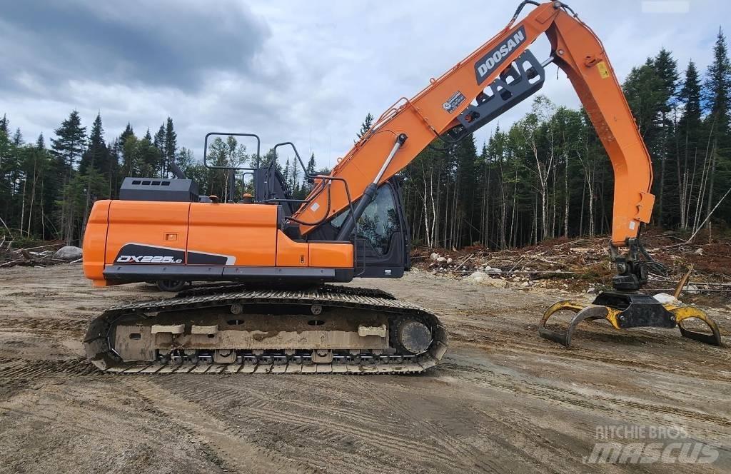 Doosan DX 225 LC-5 履帶式 挖土機/掘鑿機/挖掘機
