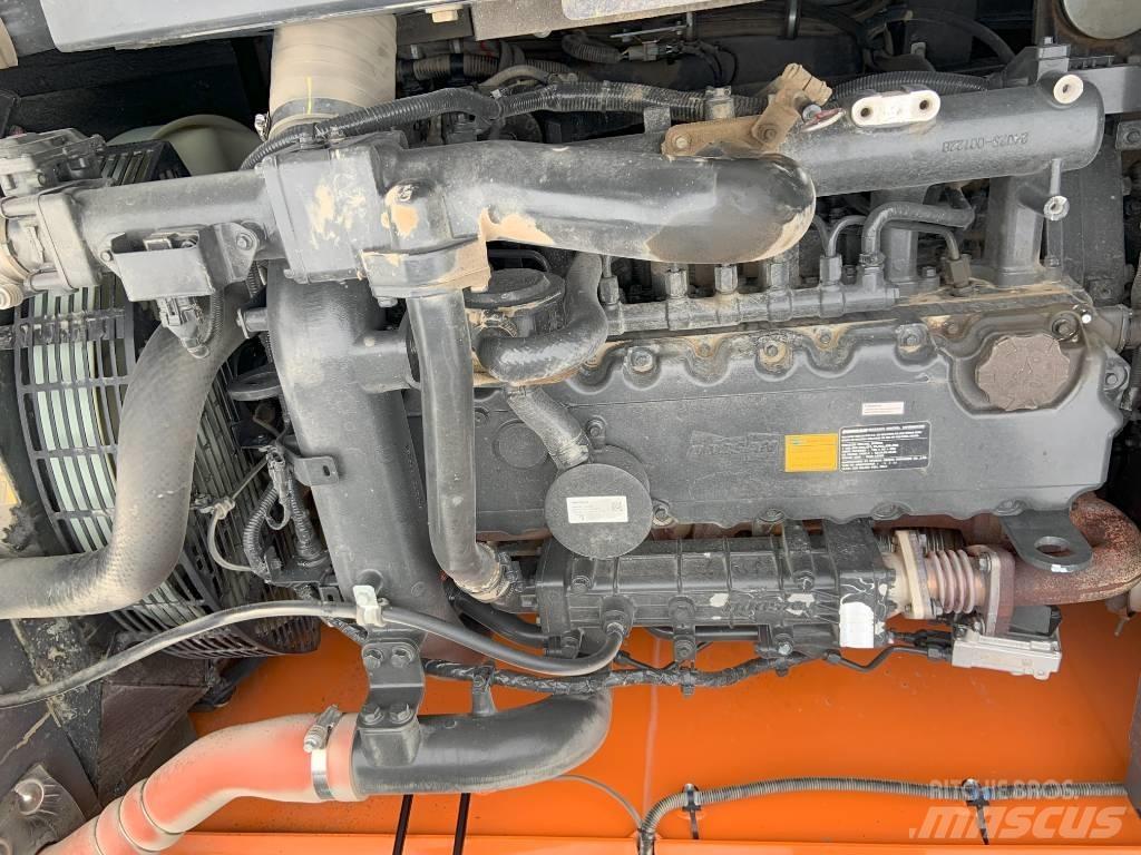 Doosan DX 225 LC-5 履帶式 挖土機/掘鑿機/挖掘機