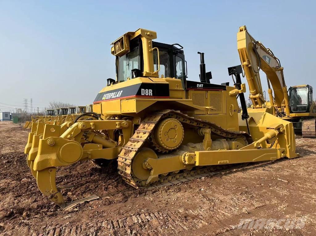 CAT D8R 履帶推土機