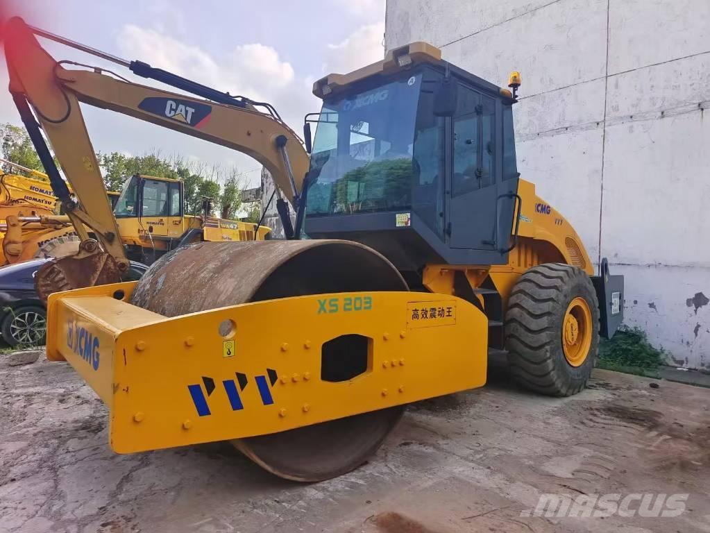 XCMG XS 203 J 單輪滾壓機