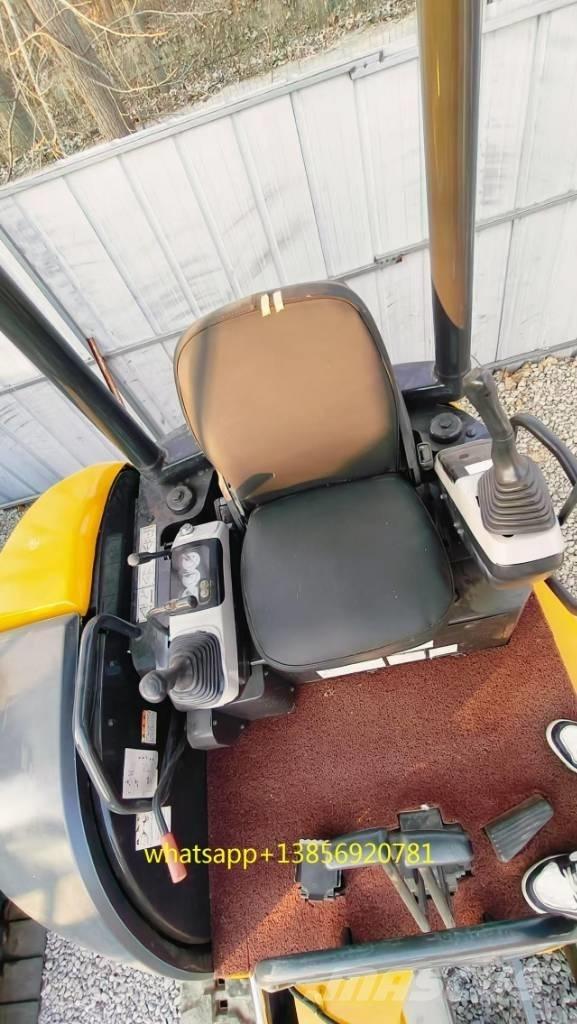 Komatsu PC 30 小型挖土機/掘鑿機<7t(小型挖掘機)