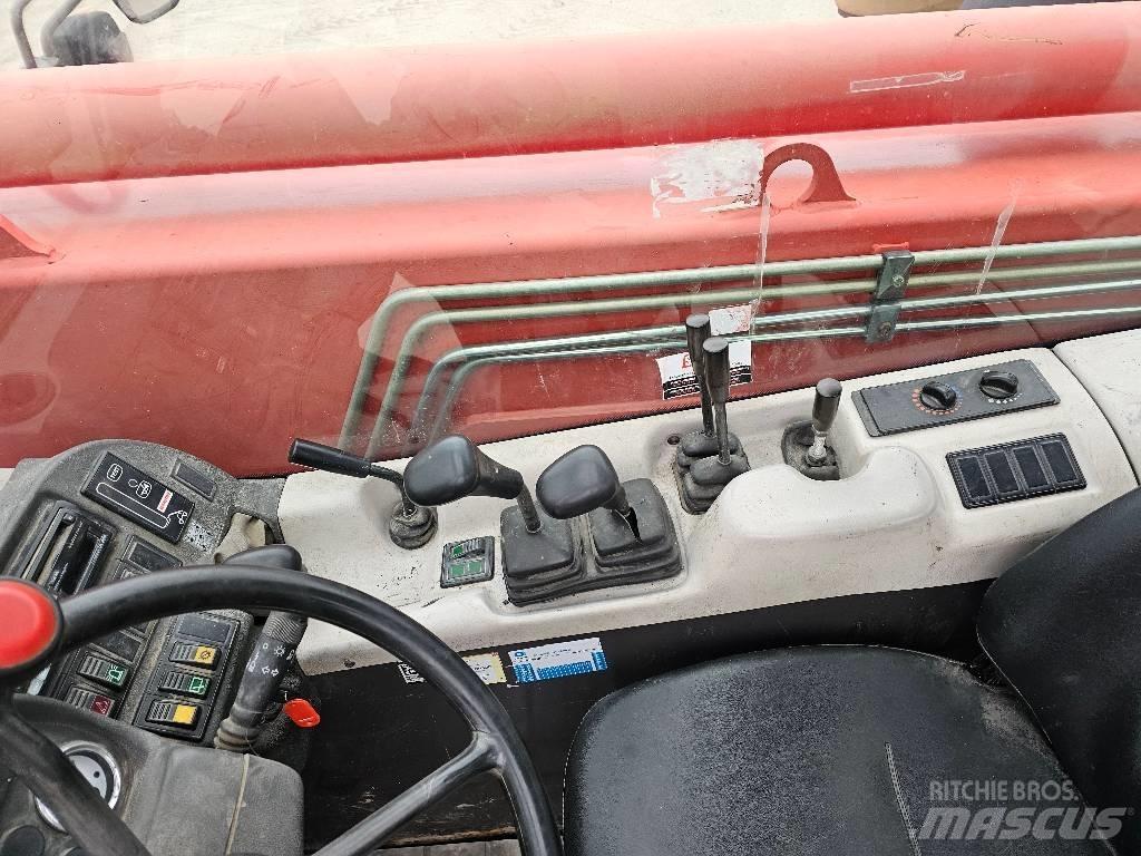 Manitou MT 1030 伸縮臂操作車