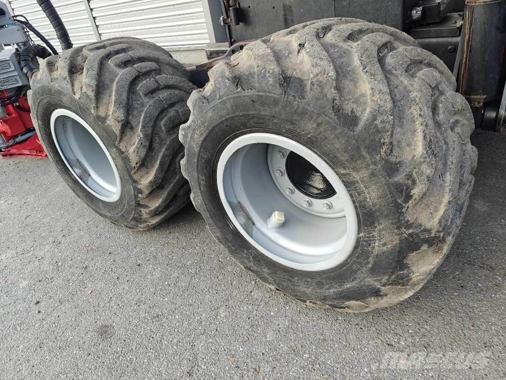 Komatsu 901 TX.1 收穫機