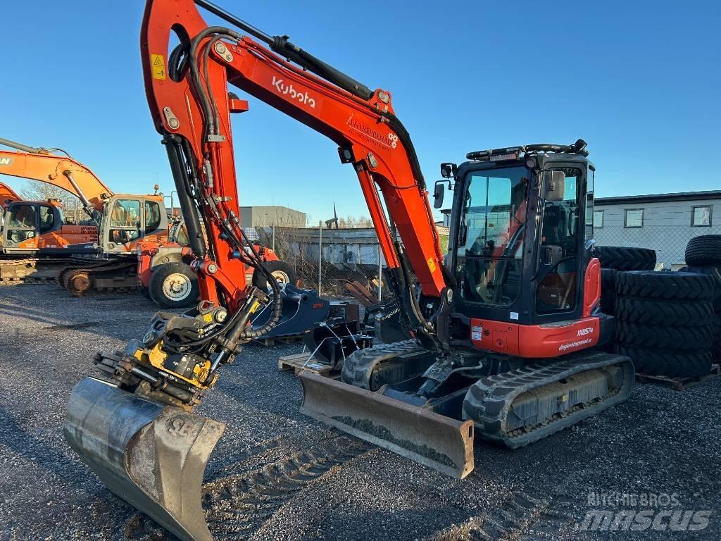 Kubota KX057-4 小型挖土機/掘鑿機<7t(小型挖掘機)