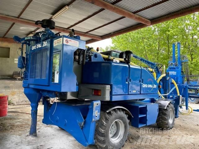  Perfora Girodrill 水平/臥式定向鑽機設備