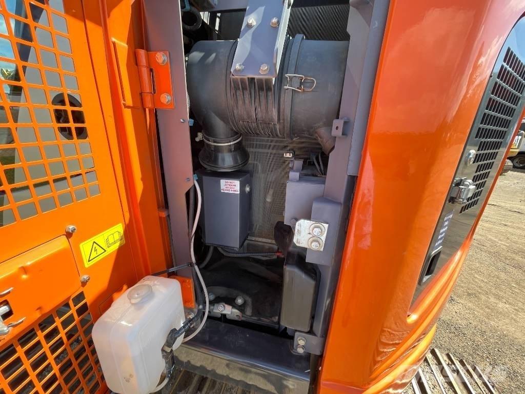 Hitachi ZX 135 US-6 履帶式 挖土機/掘鑿機/挖掘機