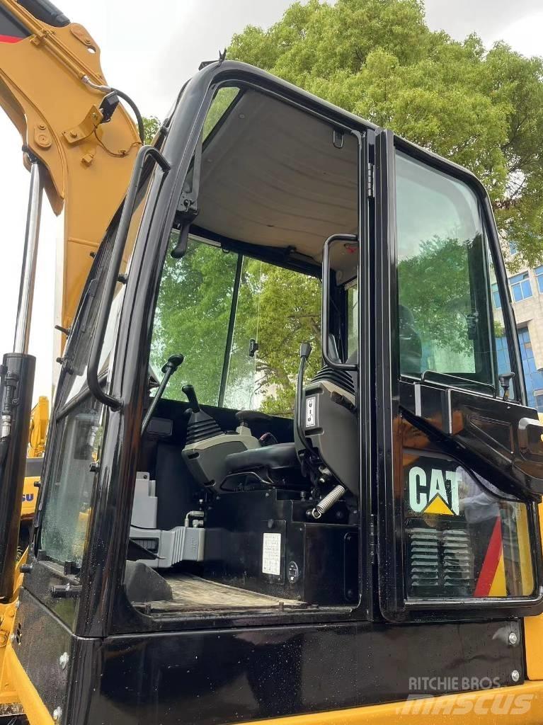 CAT 305.5 E 小型挖土機/掘鑿機<7t(小型挖掘機)