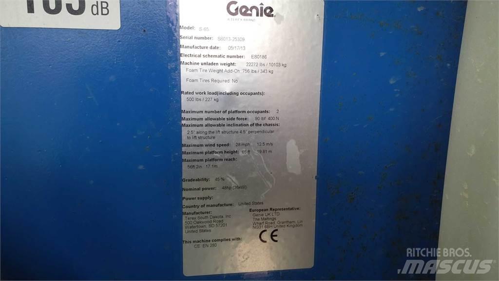 Genie S65 伸縮臂高空作業車