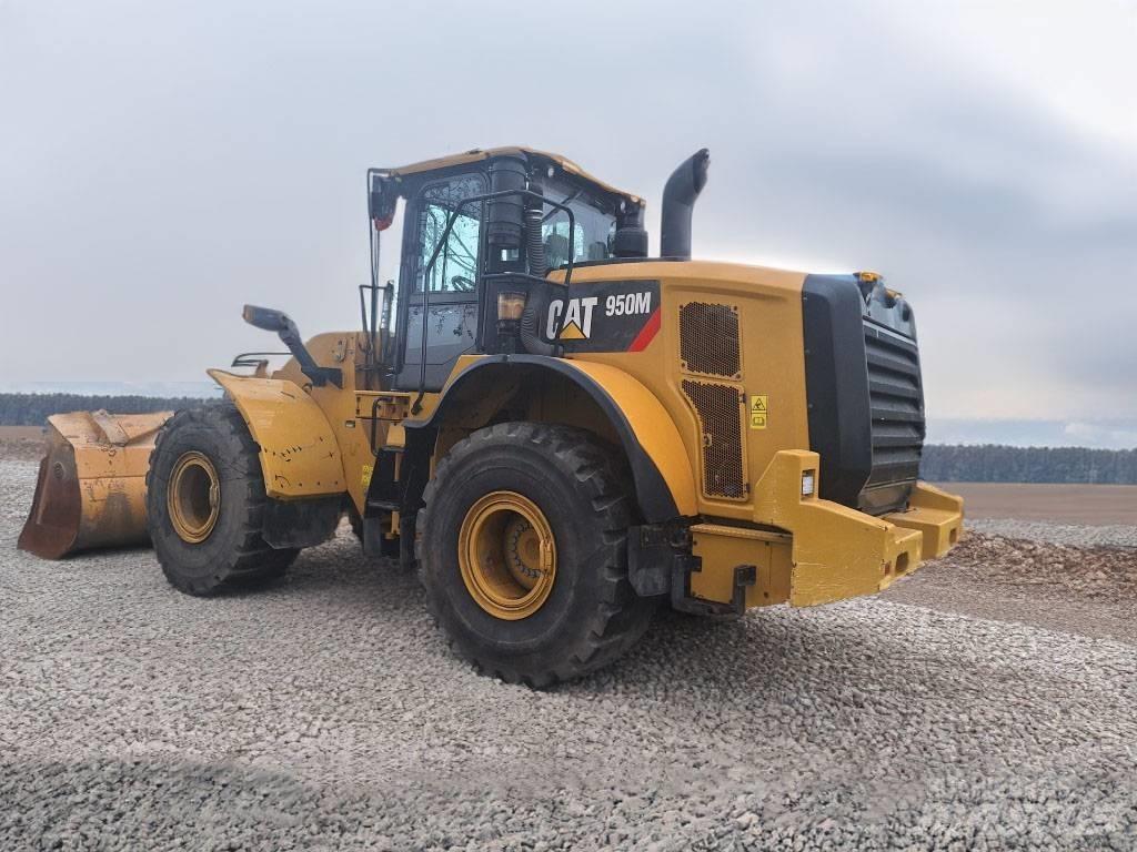 CAT 950 M 輪胎式裝載機