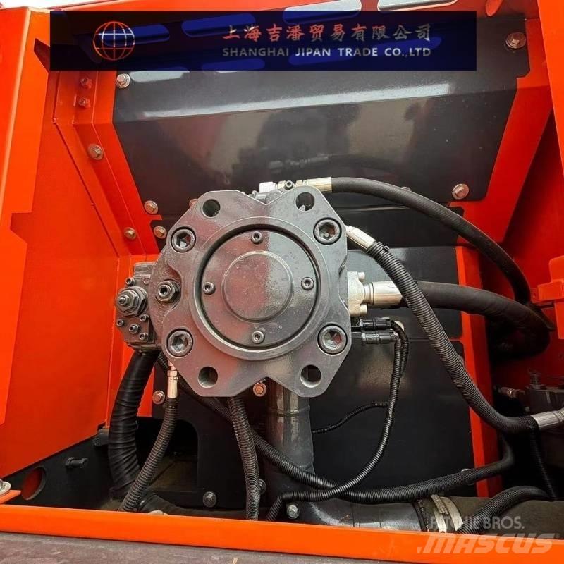 Doosan DX 225 履帶式 挖土機/掘鑿機/挖掘機