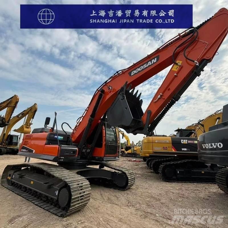 Doosan DX 225 履帶式 挖土機/掘鑿機/挖掘機