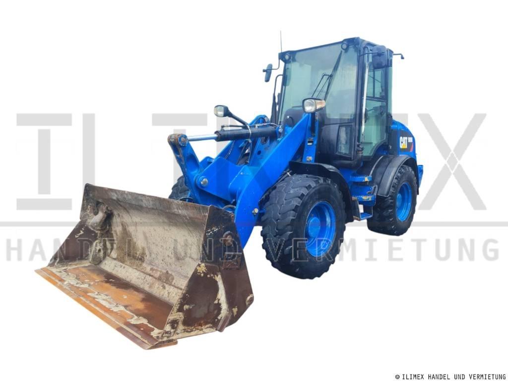 CAT 908 M 輪胎式裝載機